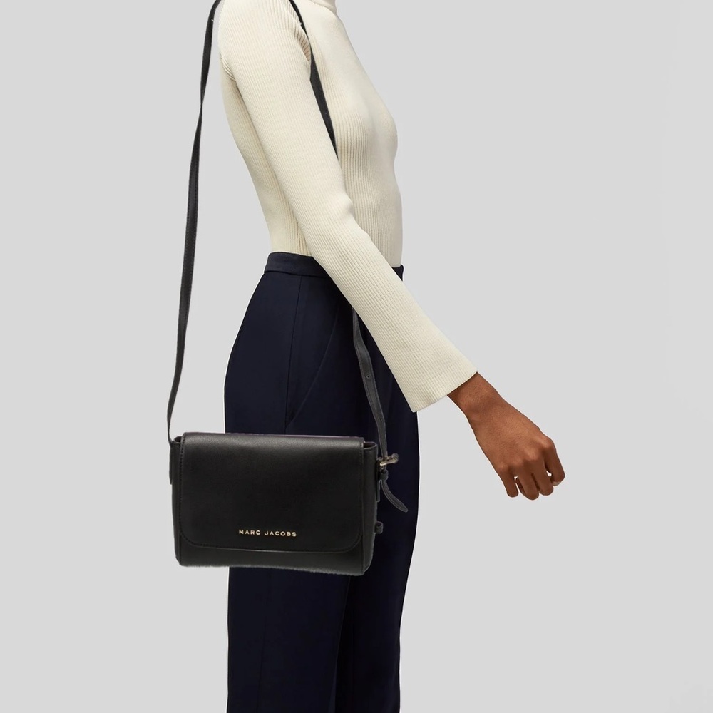 Marc Jacobs Black Leather Crossbody Bag with Adjustable Strap